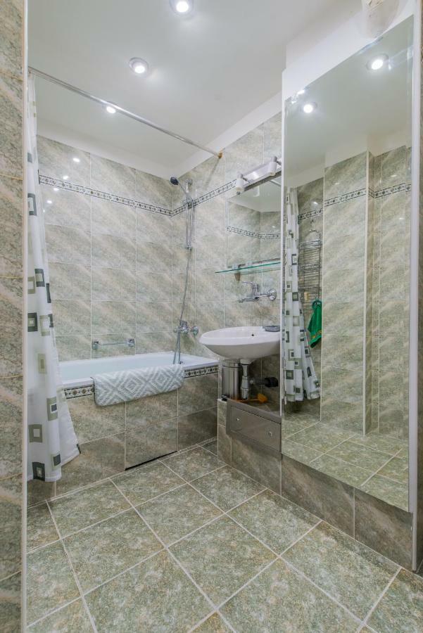 Chic And Spacious Apartment In Central Sofia - Patriarh Evtimiy By Flat Mаnager Eksteriør bilde