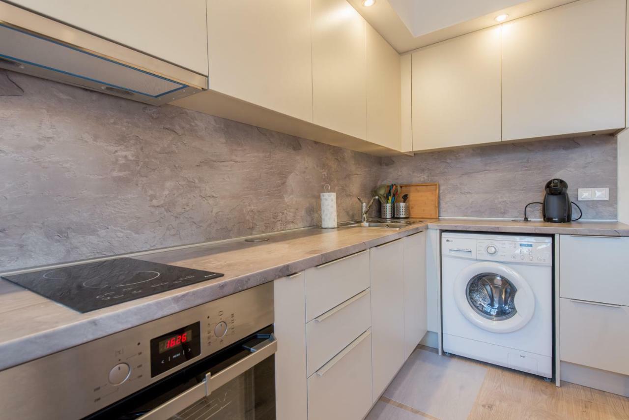 Chic And Spacious Apartment In Central Sofia - Patriarh Evtimiy By Flat Mаnager Eksteriør bilde